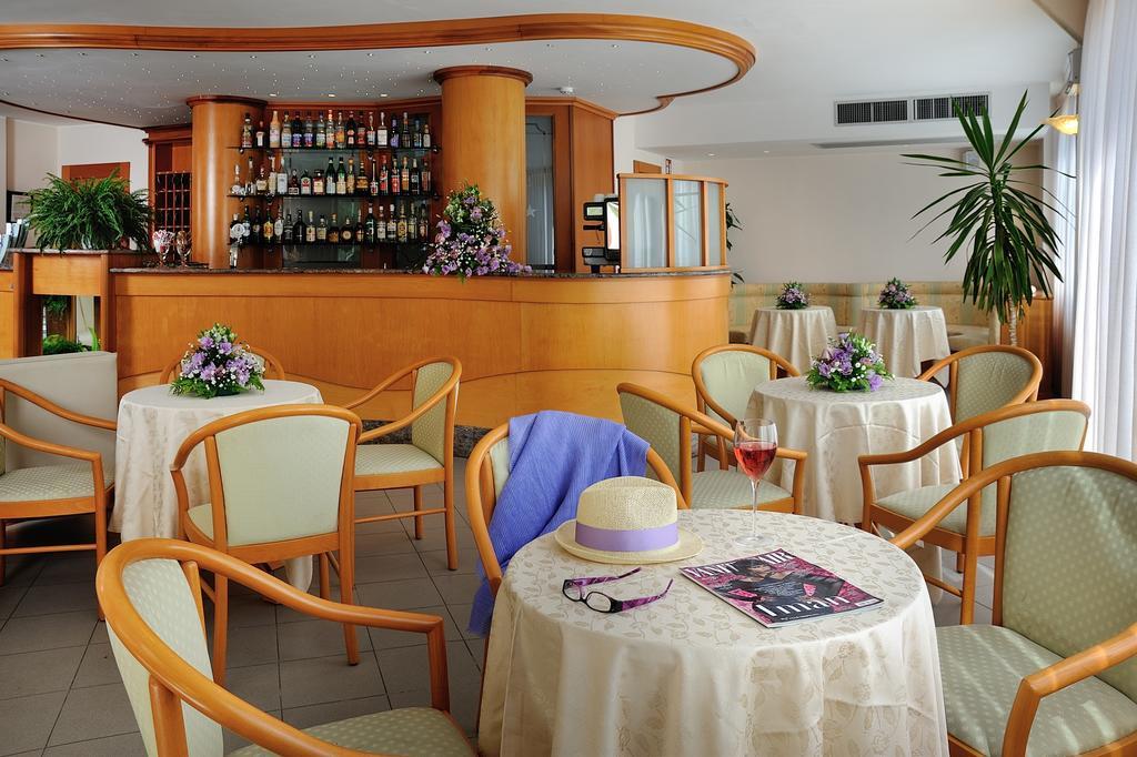 Hotel Helios Diano Marina Luaran gambar