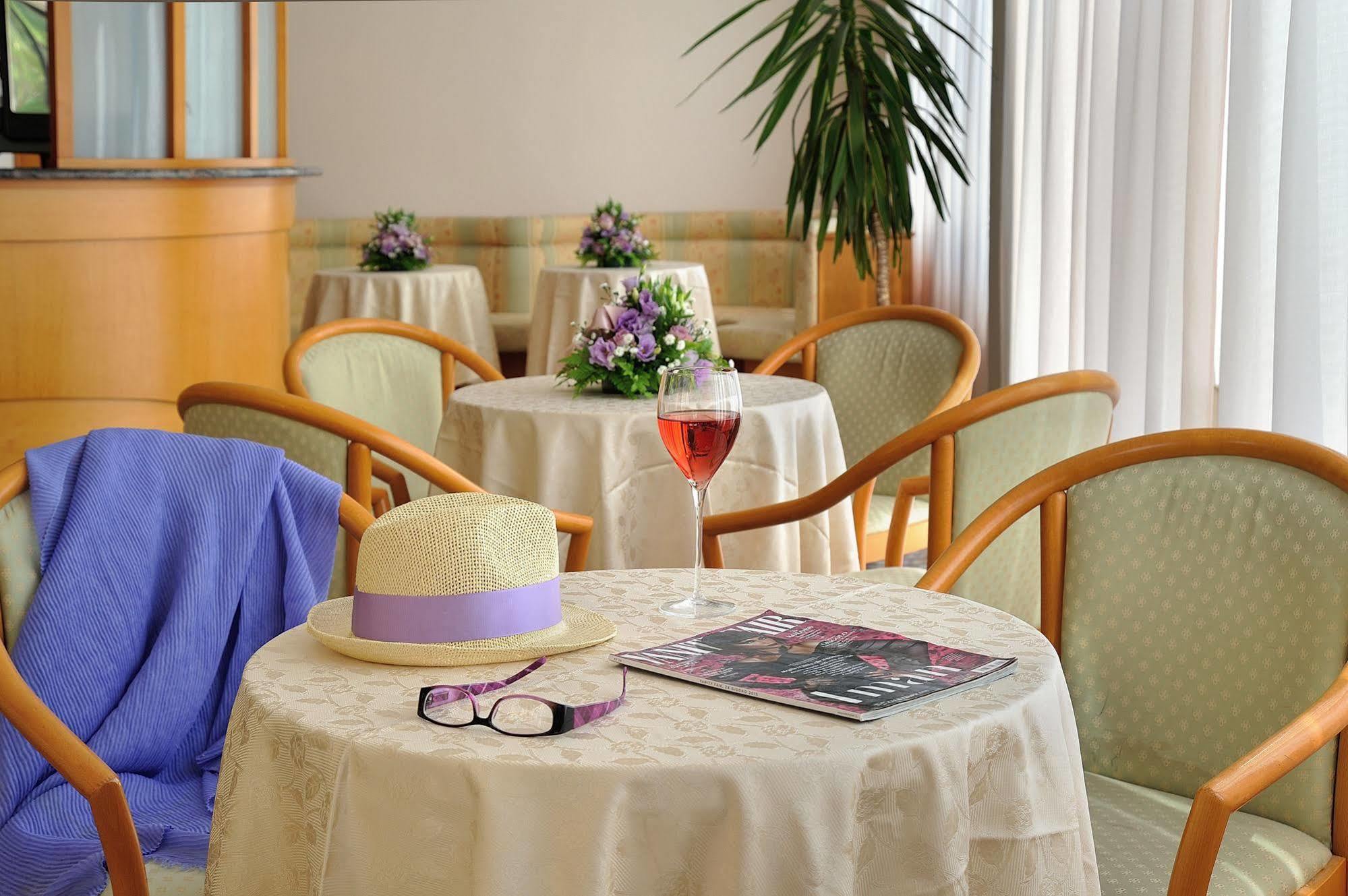 Hotel Helios Diano Marina Luaran gambar