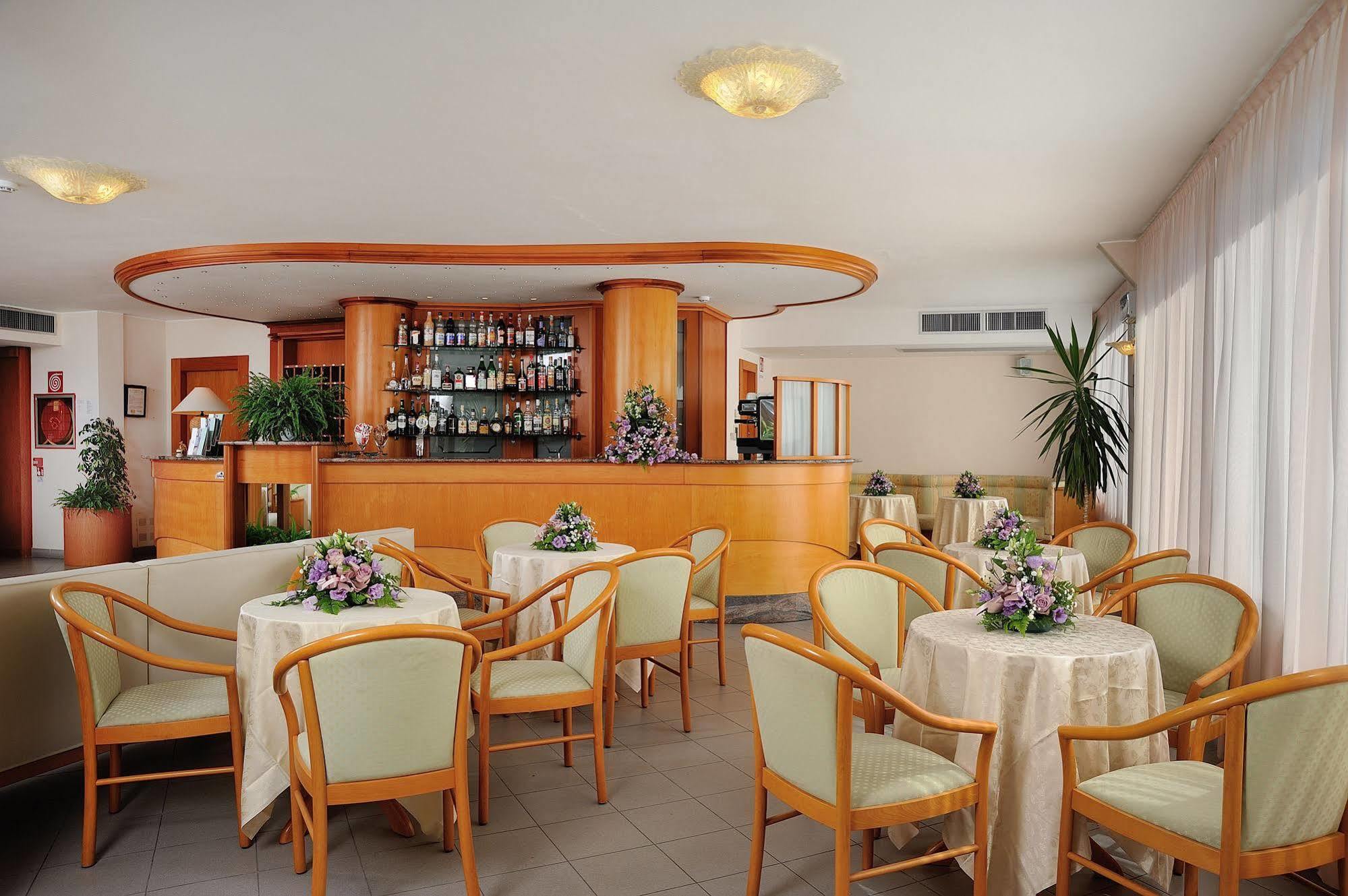 Hotel Helios Diano Marina Luaran gambar